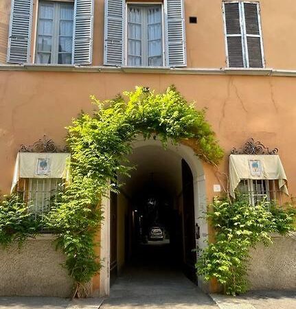 Ferienwohnung Altana - Loft Sulla Citta Parma Exterior foto